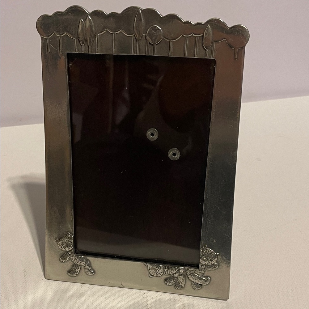 Ornate Silver-Tone Decorative Photo Frame royal selangor frame